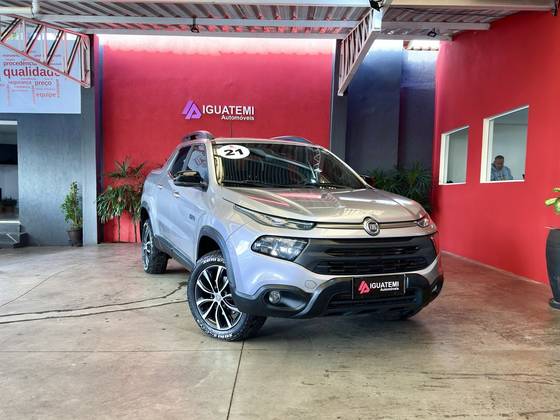 FIAT TORO 2.0 16V TURBO DIESEL ULTRA 4WD AT9 FIAT TORO 2.0 16V TURBO DIESEL ULTRA 4WD AT9